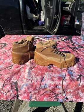 Jeffery Campbell snow storm platform boot/shoe 8women